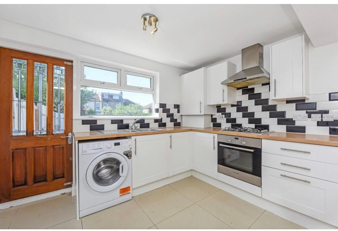 Kitchen Fitting project completed in Bexley